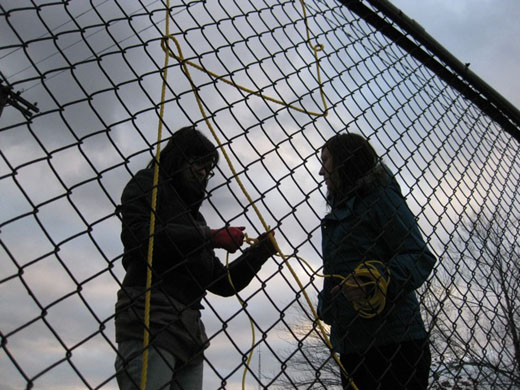 Steven suggested looking at the rope being backlit, as this would be the regular view when the rope is installed